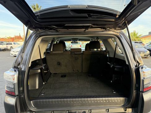 Used 2019 Toyota 4Runner SR5 image 27