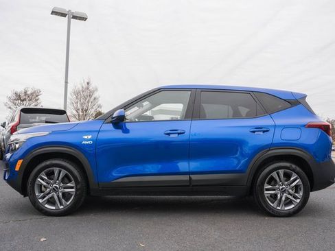 Used 2023 Kia Seltos LX image 4