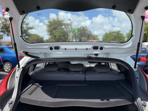 Used 2012 Hyundai Accent GS image 18