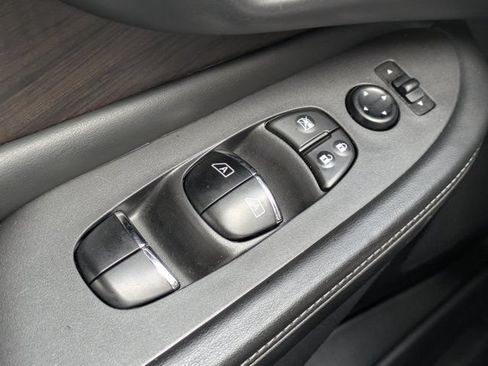 Used 2019 Nissan Murano Platinum w/ Cargo Package AWD/4WD image 25