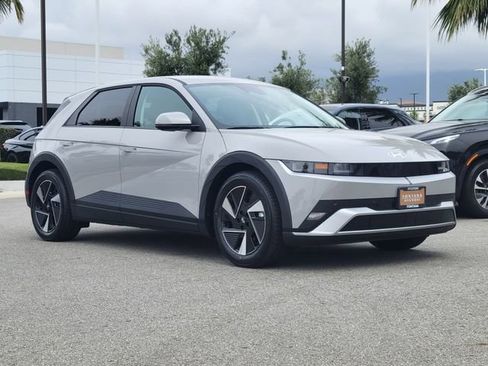 New 2026 Hyundai Ioniq 5 SE RWD image 31