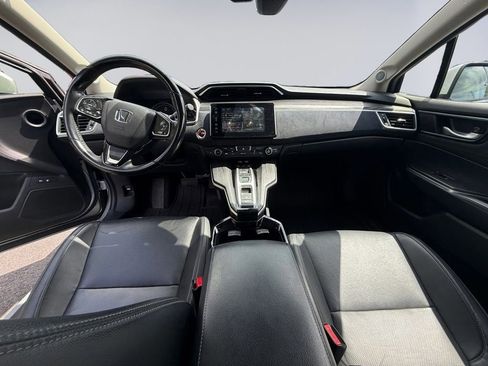 Used 2018 Honda Clarity Touring image 12