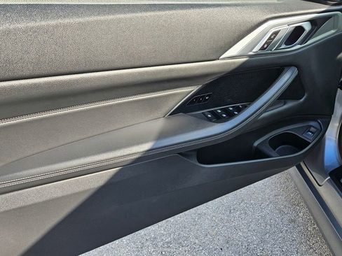 Used 2024 BMW 430i Convertible image 17