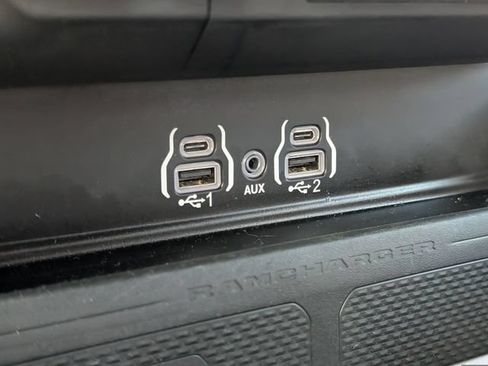 Used 2025 RAM 1500 Big Horn AWD/4WD image 26