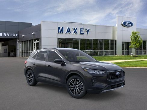 New 2026 Ford Escape SE image 7