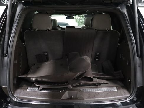 Used 2023 Chevrolet Tahoe Z71 w/ Luxury Package image 17