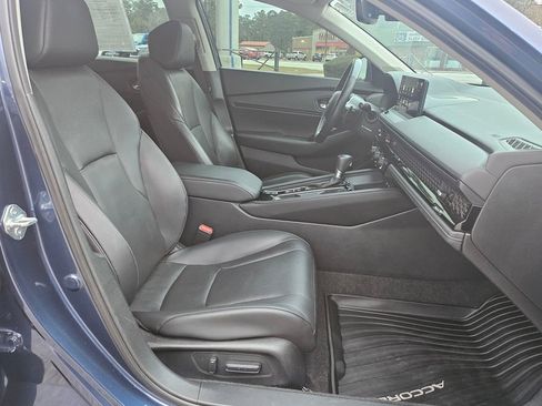 Used 2024 Honda Accord Touring image 7