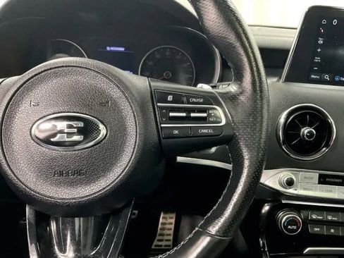 Used 2020 Kia Stinger GT-Line w/ Sun & Sound Package AWD/4WD image 22