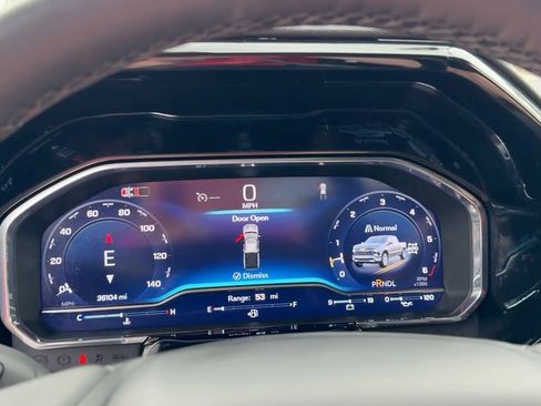 Used 2025 Chevrolet Silverado 1500 LT image 25