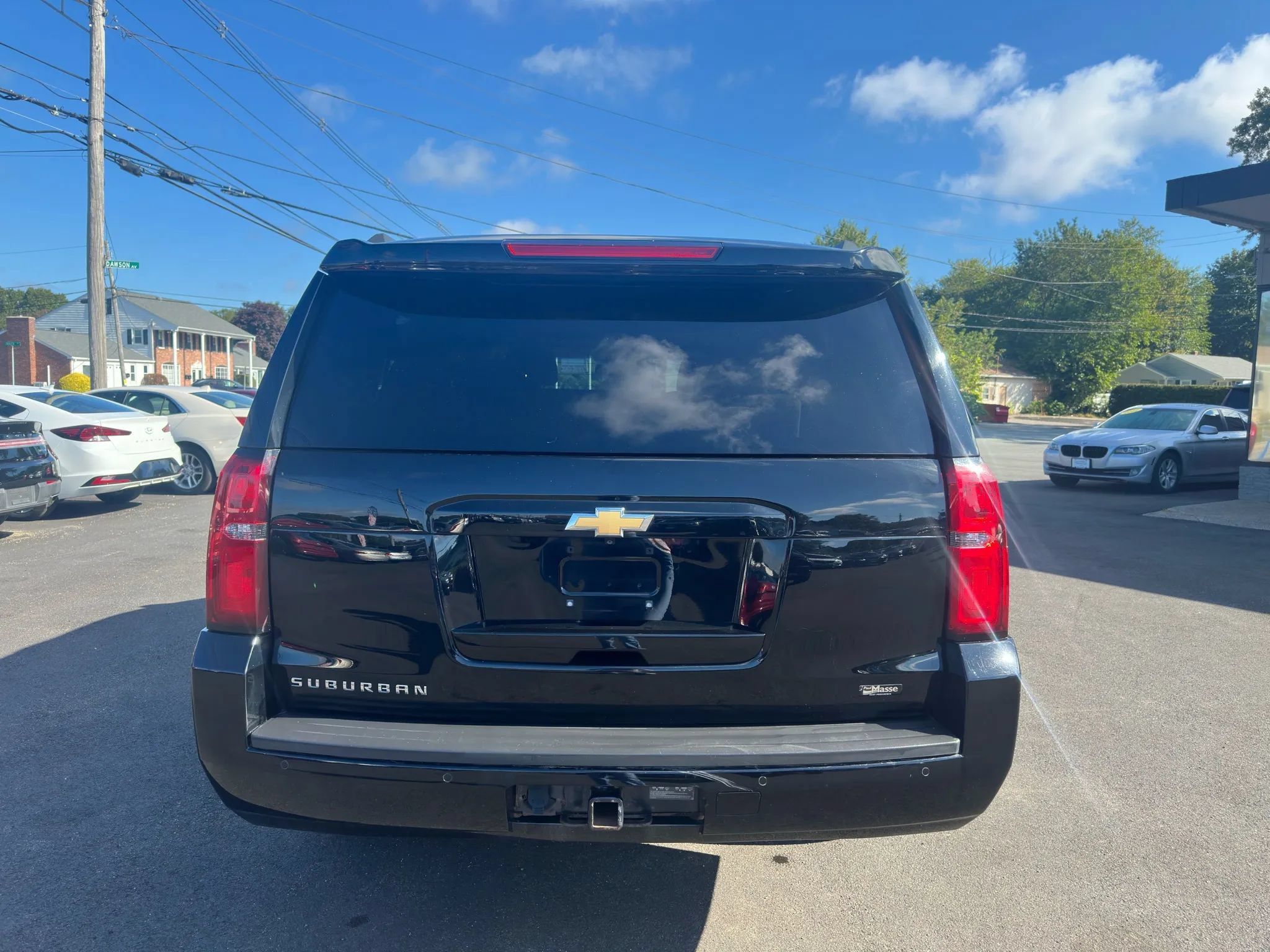Used 2019 Chevrolet Suburban LT AWD/4WD image 4