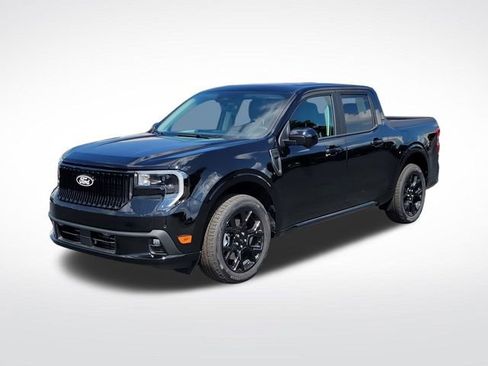 New 2025 Ford Maverick Lobo image 2