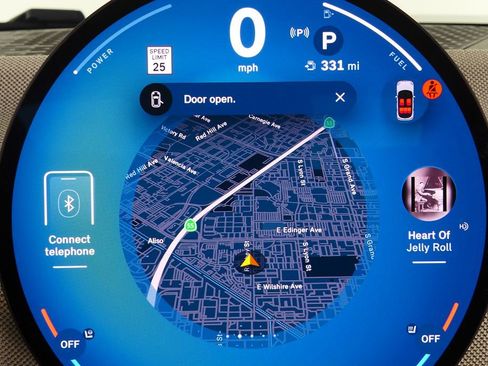 Certified 2025 MINI Cooper 4-Door Hardtop image 27