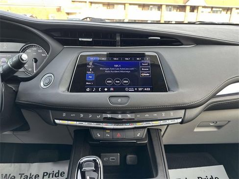 Certified 2023 Cadillac XT4 Luxury w/ Cold Weather Package image 45