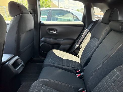 Used 2024 Honda HR-V Sport image 4