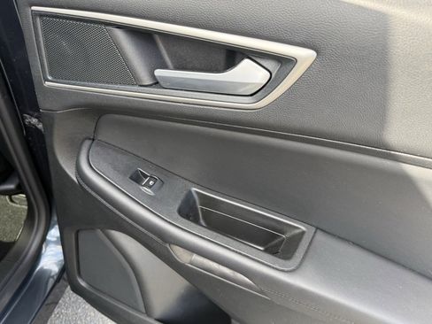 Used 2024 Ford Edge SEL w/ Convenience Package image 35