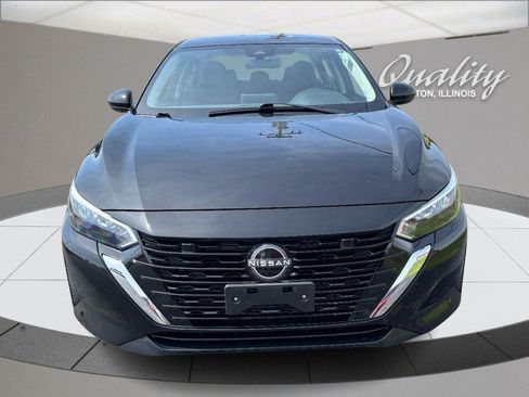 Used 2025 Nissan Sentra SV FWD image 11