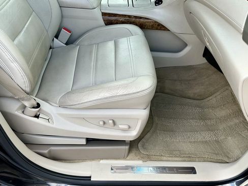 Used 2015 GMC Yukon Denali w/ Touring Package image 23