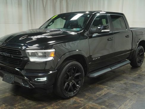 Used 2022 RAM 1500 Laramie AWD/4WD image 2