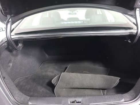 Used 2024 Nissan Sentra SR w/ SR Premium Package FWD image 21