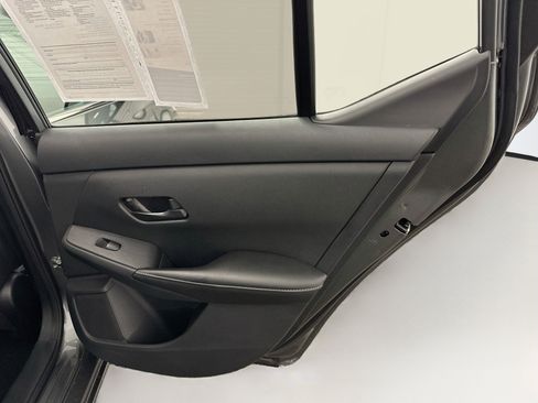 Used 2025 Nissan Sentra S FWD image 30