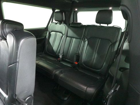 Used 2024 Jeep Wagoneer L Series III w/ Flexible Seating Group image 27