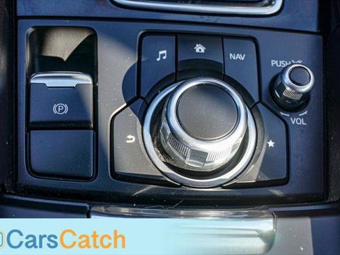 Used 2018 MAZDA MAZDA3 Touring FWD image 37