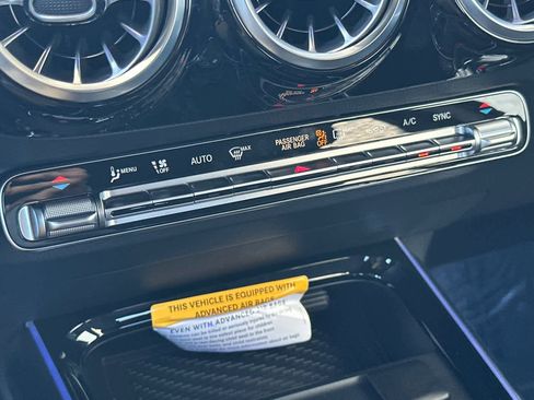 Certified 2025 Mercedes-Benz GLA 250 image 19