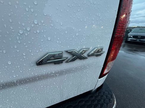 Used 2016 RAM 1500 Big Horn image 15