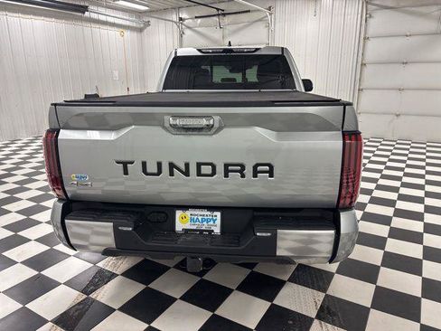 Used 2022 Toyota Tundra Limited AWD/4WD image 4