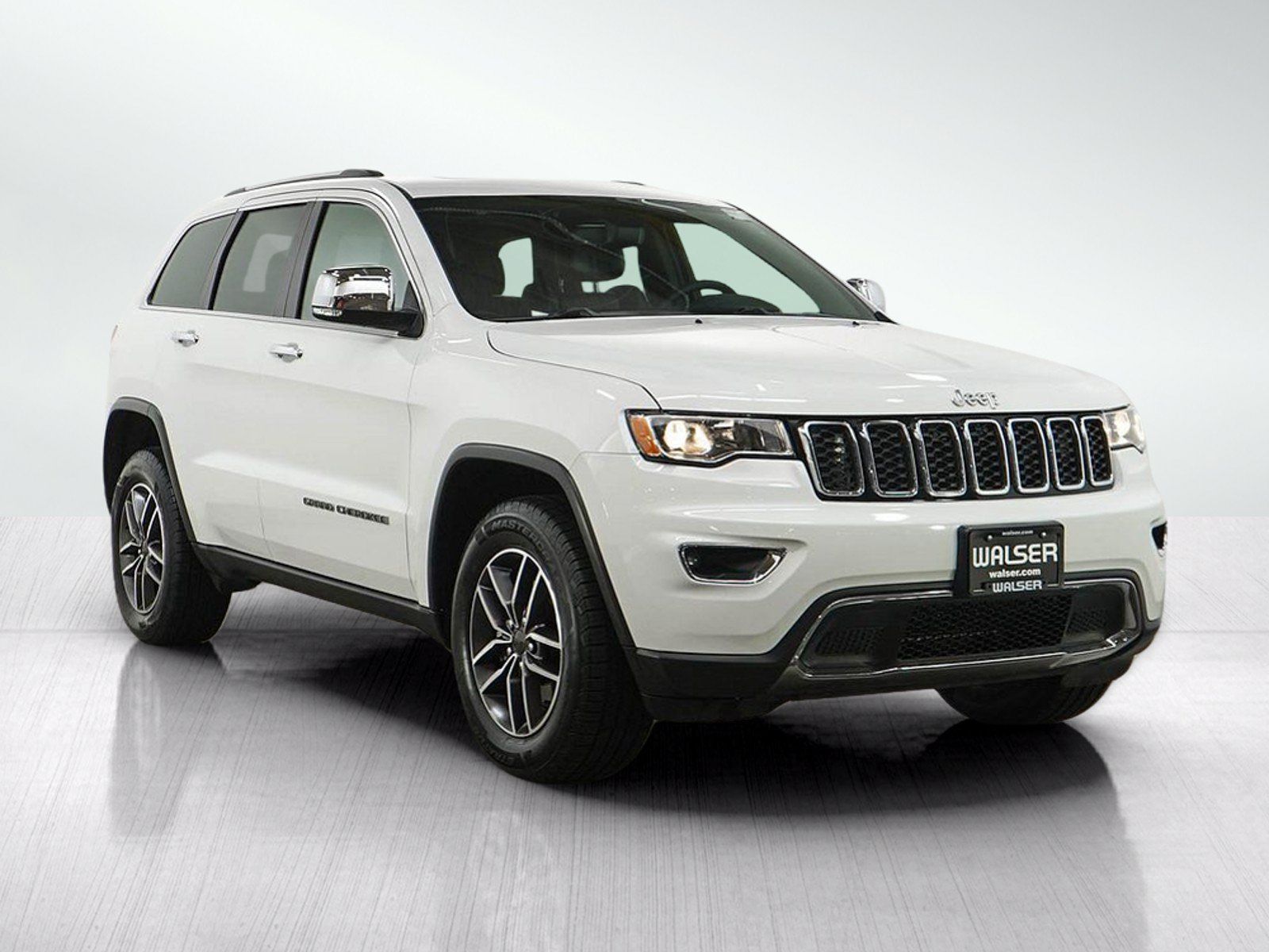 Used 2021 Jeep Grand Cherokee Limited AWD/4WD image 7