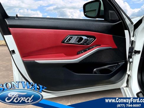 Used 2023 BMW 330i Sedan w/ Driving Assistance Package image 22