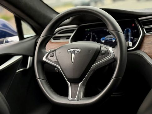 Used 2017 Tesla Model S 90D image 11