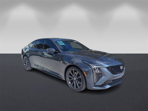Used 2025 Cadillac CT5 Sport image 2
