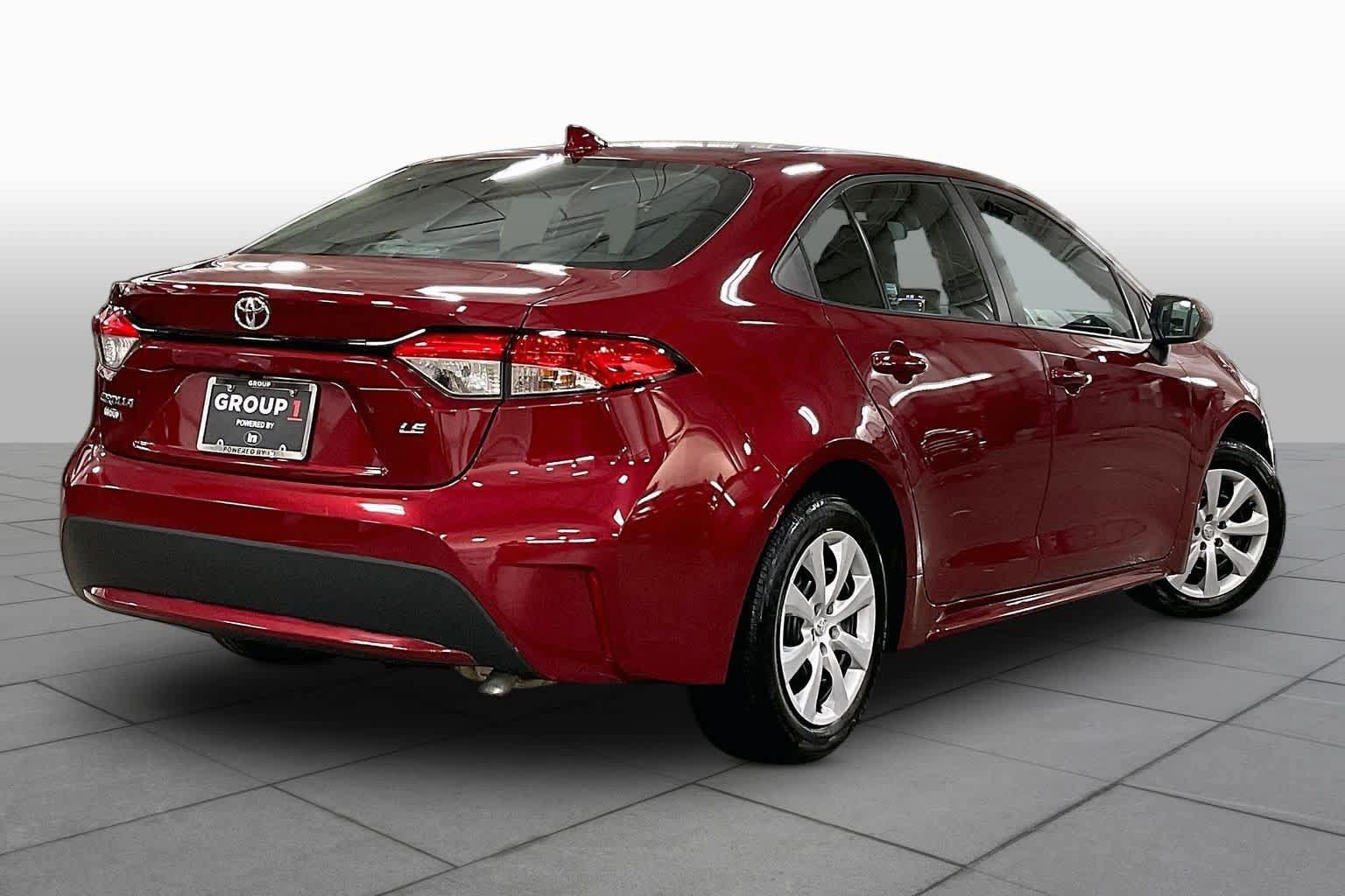 Used 2022 Toyota Corolla LE FWD image 13