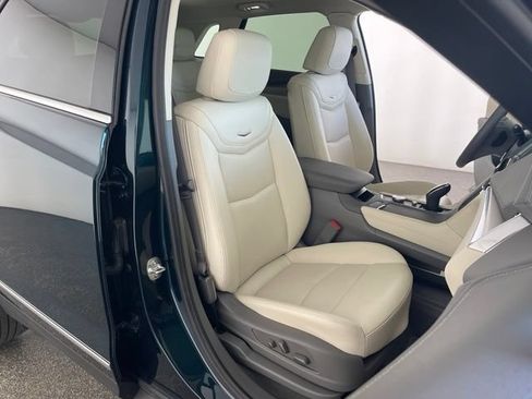 Used 2025 Cadillac XT5 Premium Luxury AWD/4WD image 49