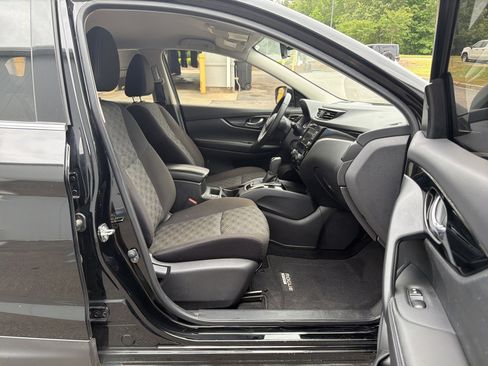 Used 2021 Nissan Rogue Sport SV FWD image 31
