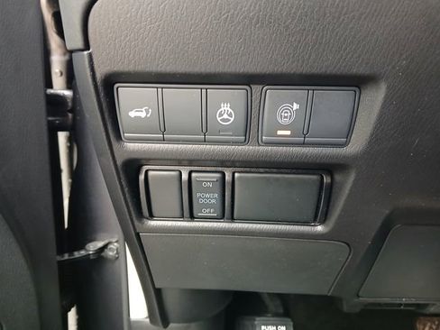 Used 2022 INFINITI QX80 Luxe w/ All-Season Package image 34