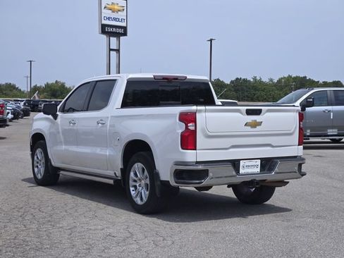 Used 2025 Chevrolet Silverado 1500 LTZ w/ LTZ Premium Package AWD/4WD image 5