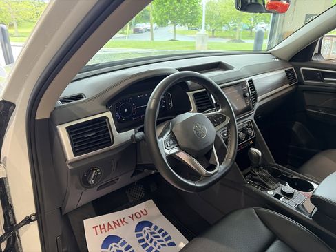 Used 2023 Volkswagen Atlas SE w/ Panoramic Sunroof Package AWD/4WD image 22