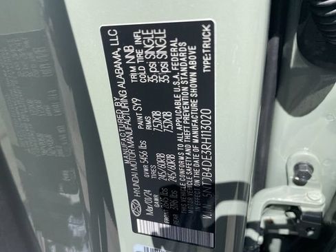 Used 2024 Hyundai Santa Cruz SEL FWD image 32