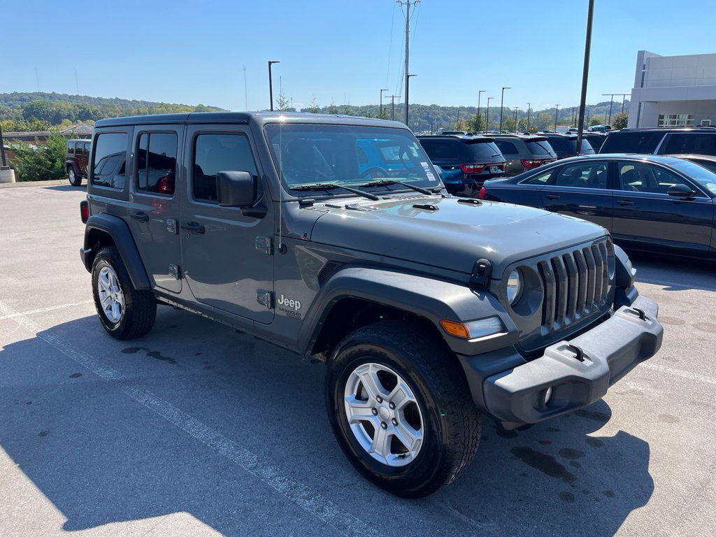 Used 2019 Jeep Wrangler Unlimited Sport S AWD/4WD image 2