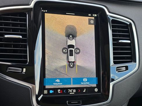 Used 2023 Volvo XC90 B6 Plus w/ Protection Package Premier image 10