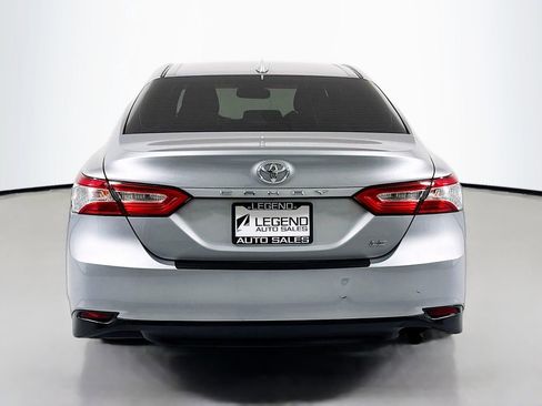 Used 2019 Toyota Camry LE w/ Convenience Package FWD image 5