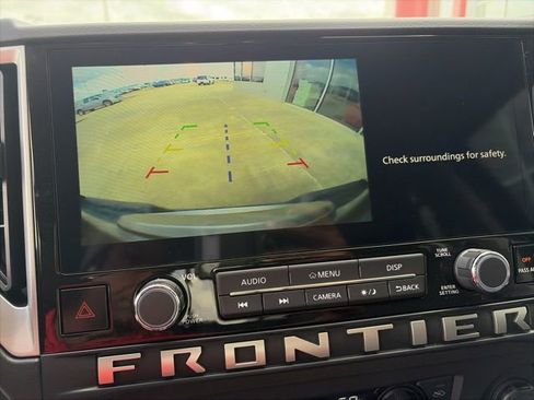 Certified 2025 Nissan Frontier SV w/ SV Convenience Package image 16