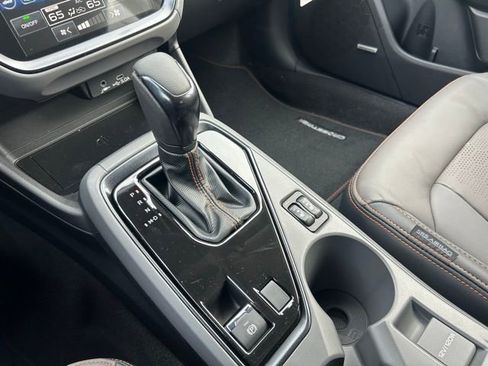 New 2025 Subaru Crosstrek 2.5i Limited w/ Crosstrek Mirror Package image 16