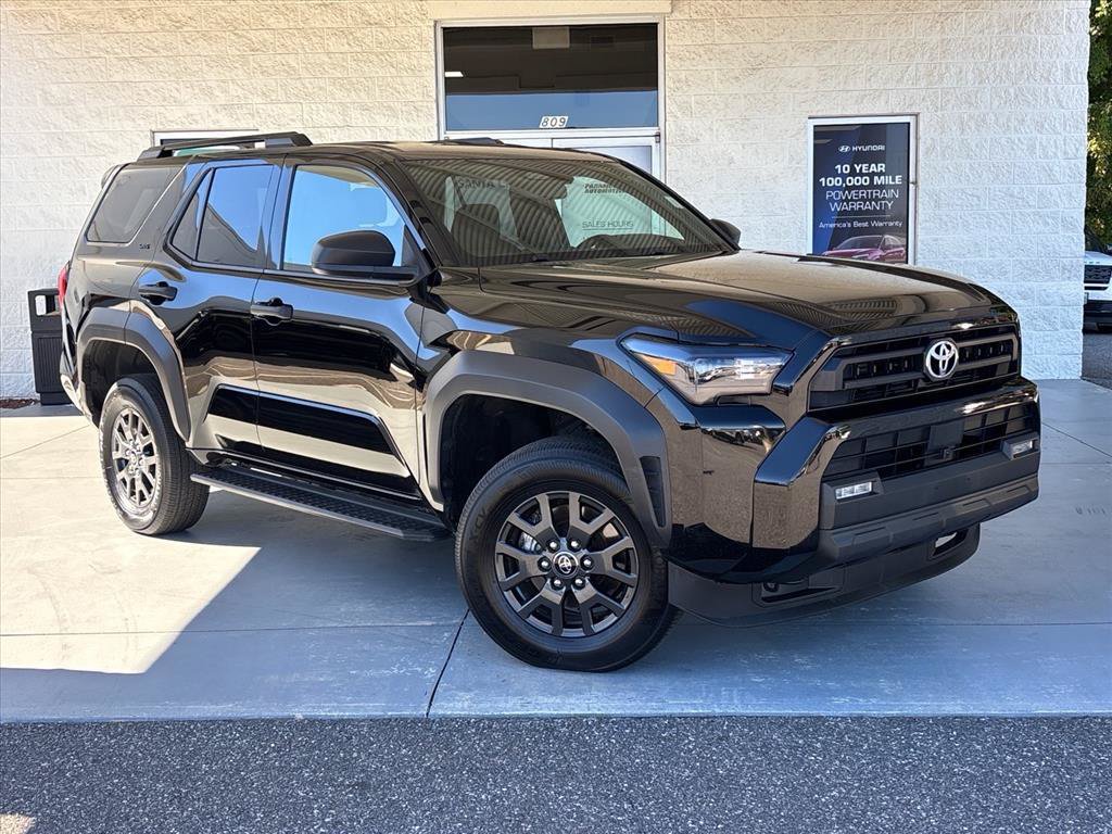 Used 2025 Toyota 4Runner SR5 AWD/4WD image 1