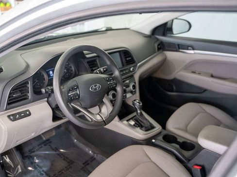Used 2019 Hyundai Elantra SEL FWD image 8