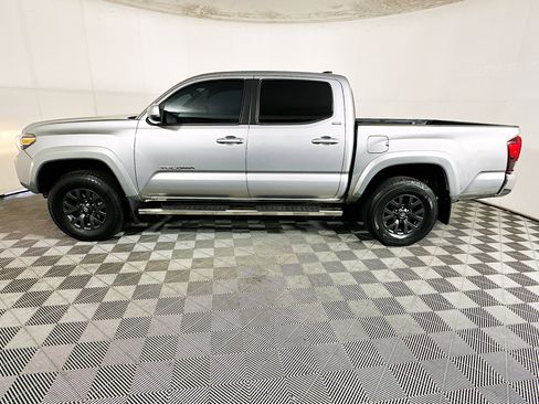 Used 2021 Toyota Tacoma SR5 image 6