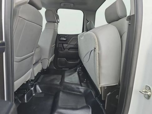 Used 2019 Chevrolet Silverado 2500 W/T w/ WT Convenience Package AWD/4WD image 10