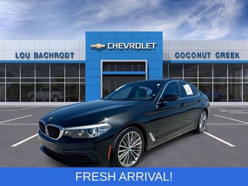 Used 2019 BMW 530i w/ Convenience Package image 4